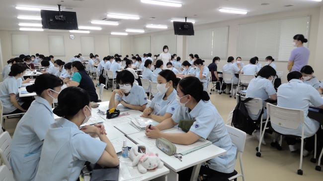 東京都立広尾看護専門学校